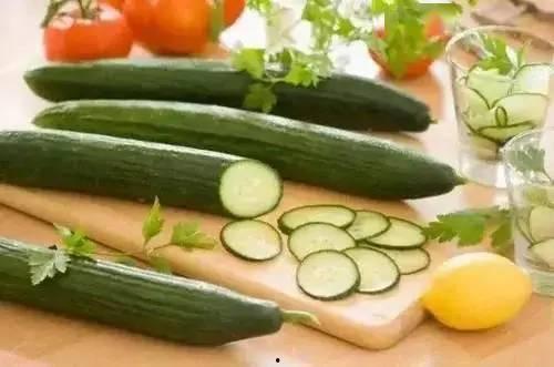 情感分享吃瓜,情感分享中的甜蜜与酸辣