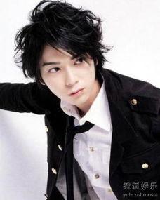 松本润吃瓜,揭秘明星背后的真实生活