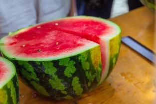 广东高校吃瓜事件,揭秘校园网络舆论风波